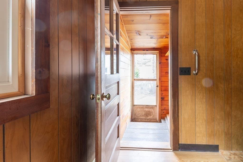 Single Family Residence at 80 Lakeview Rd, Shutesbury MA 01072, photo 15 of 34