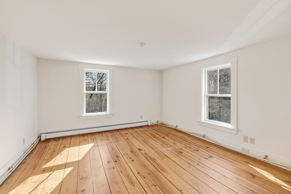274 Sunderland Rd, Amherst MA 01002 photo 22