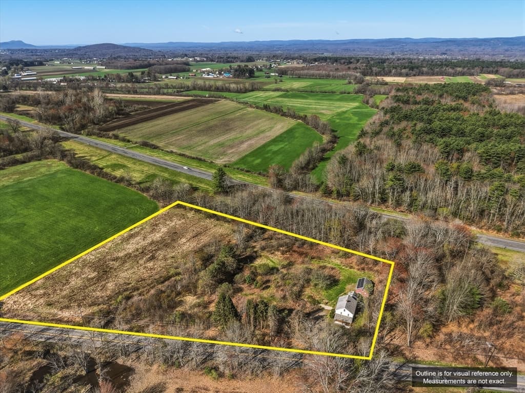 274 Sunderland Rd, Amherst MA 01002 photo 38