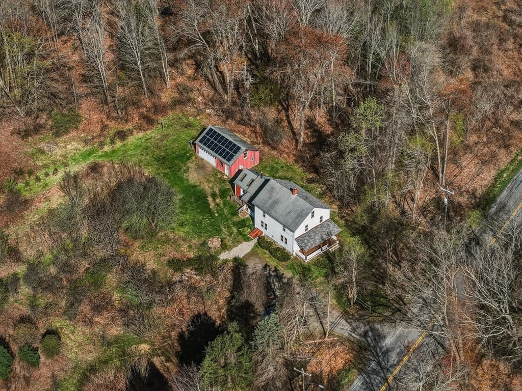 274 Sunderland Rd, Amherst MA 01002 photo 37