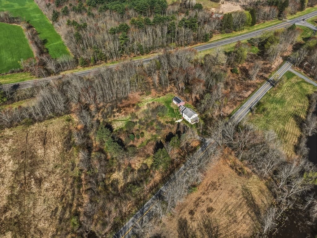 274 Sunderland Rd, Amherst MA 01002 photo 40