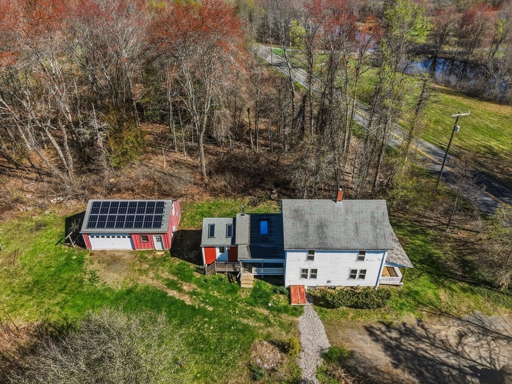 274 Sunderland Rd, Amherst MA 01002 photo 35