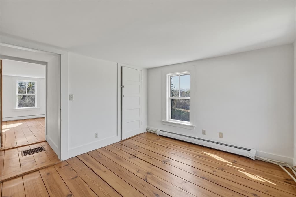 274 Sunderland Rd, Amherst MA 01002 photo 21