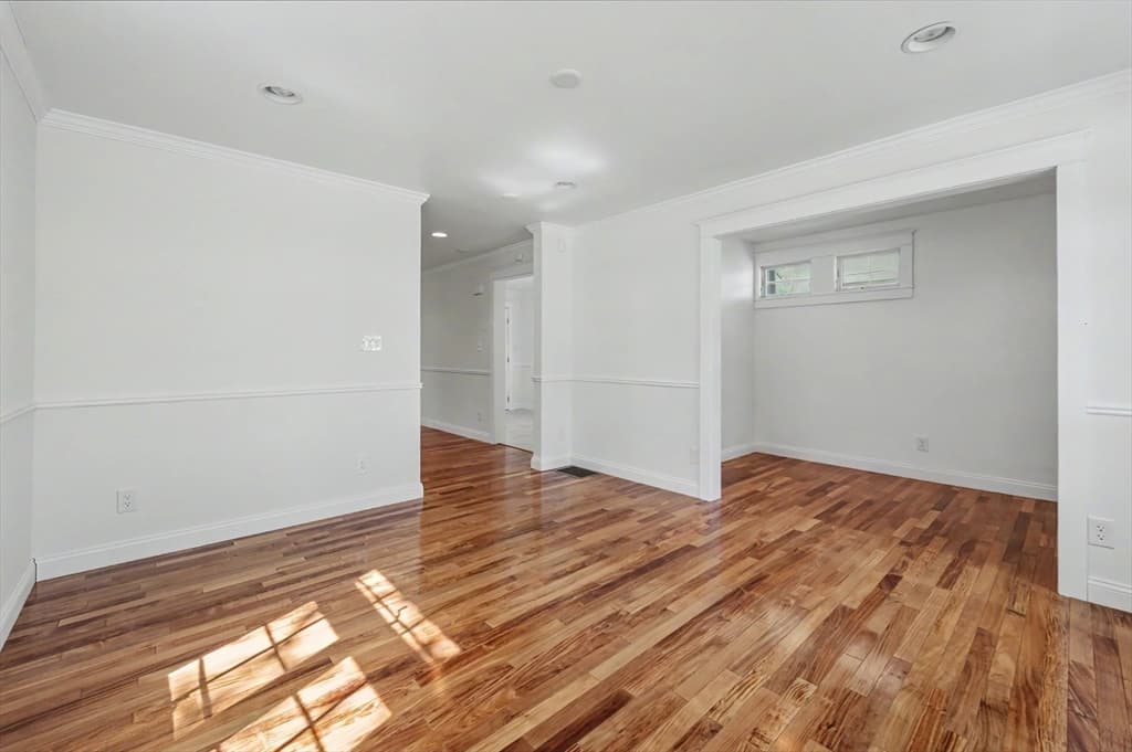 Single Family Residence at 250 Chelmsford St, Chelmsford MA 01824, photo 12 of 29