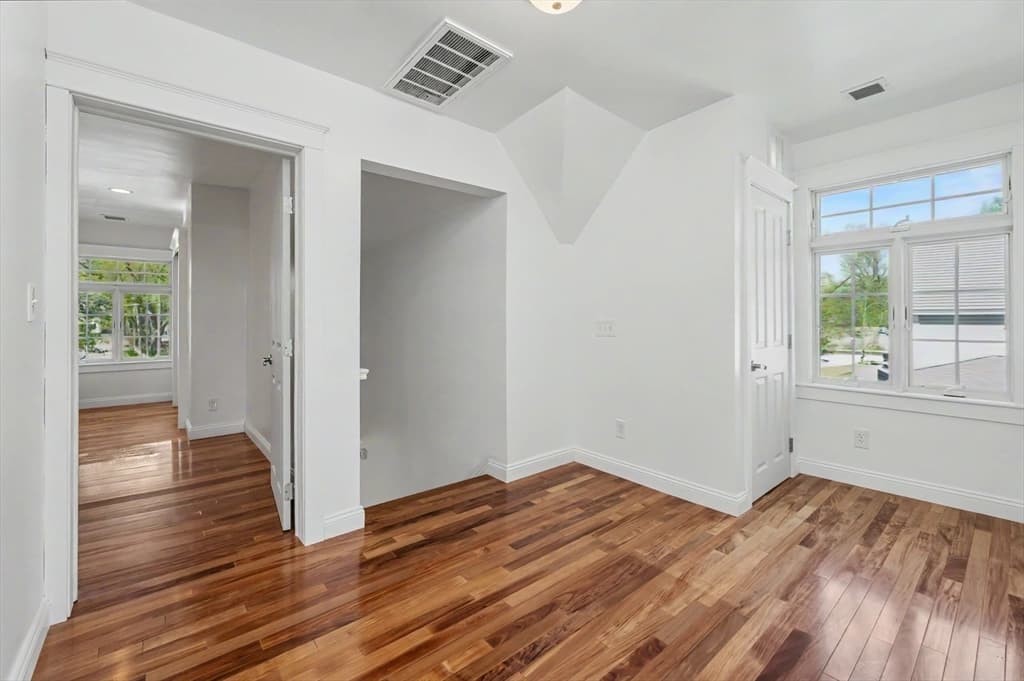 Single Family Residence at 250 Chelmsford St, Chelmsford MA 01824, photo 14 of 29