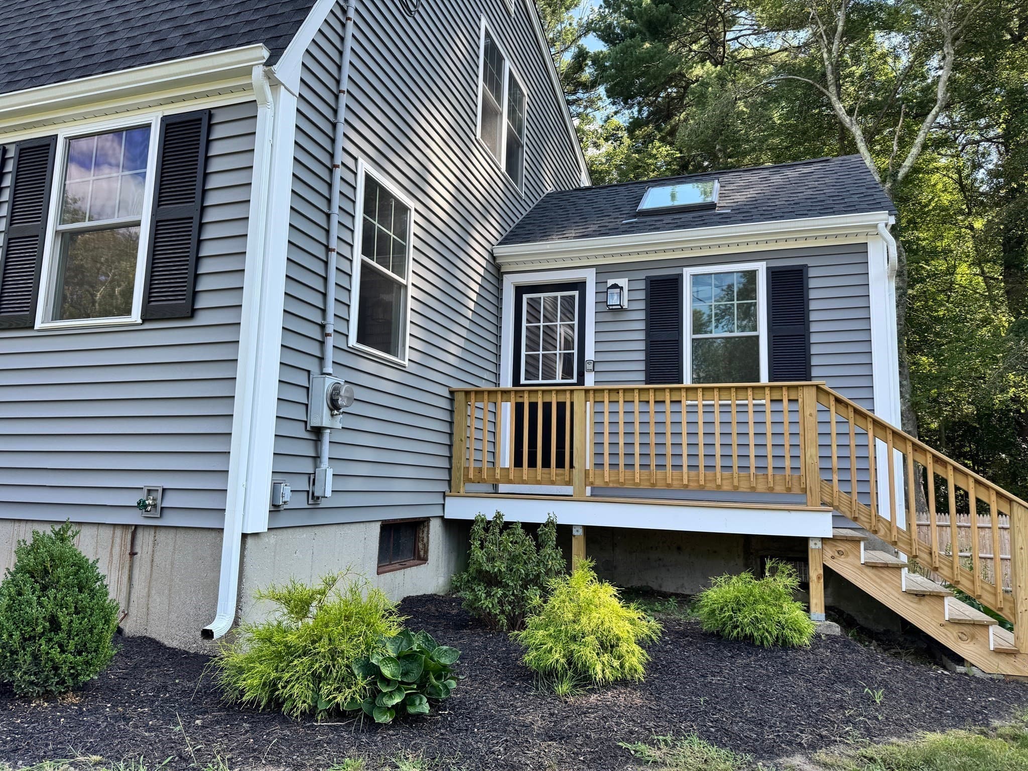 Single Family Residence at 53 Bridge St, Raynham MA 02767, photo 2 of 42