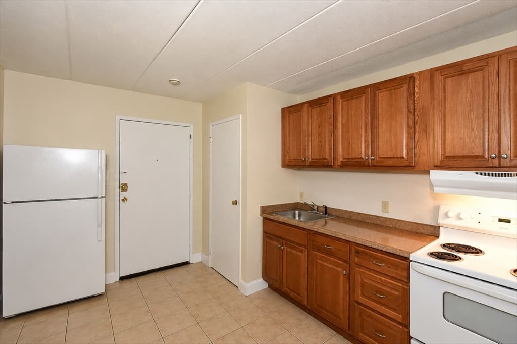 126 Beaver Street # 44, Framingham MA 01702 photo 6