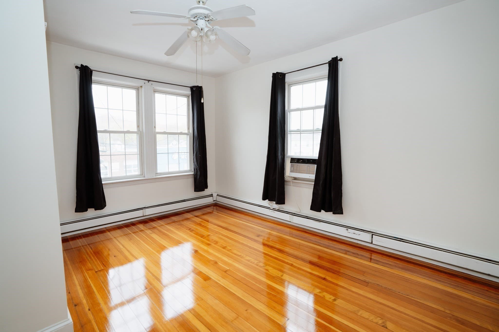 5-9 Family at 39-47 Water St, Quincy MA 02169, photo 11 of 38