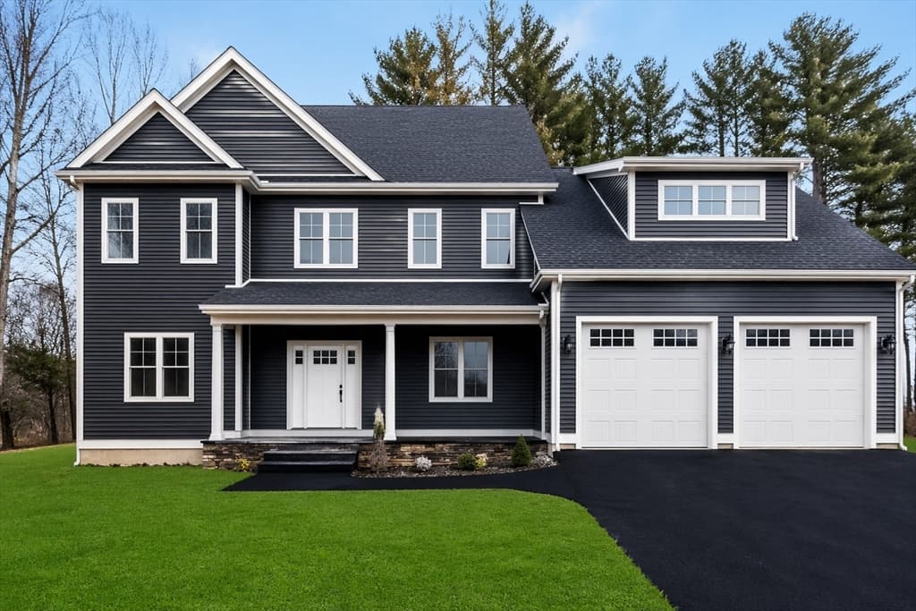 5 Gowing Ln, North Reading MA 01864