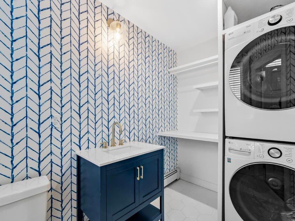 Condominium at 271 Bunker Hill Street # 1, Boston MA 02129, photo 5 of 10