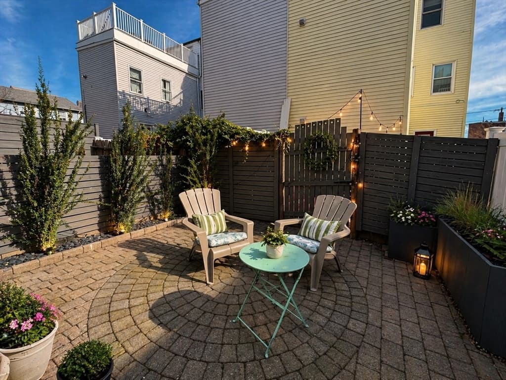 Condominium at 271 Bunker Hill Street # 1, Boston MA 02129, photo 10 of 10