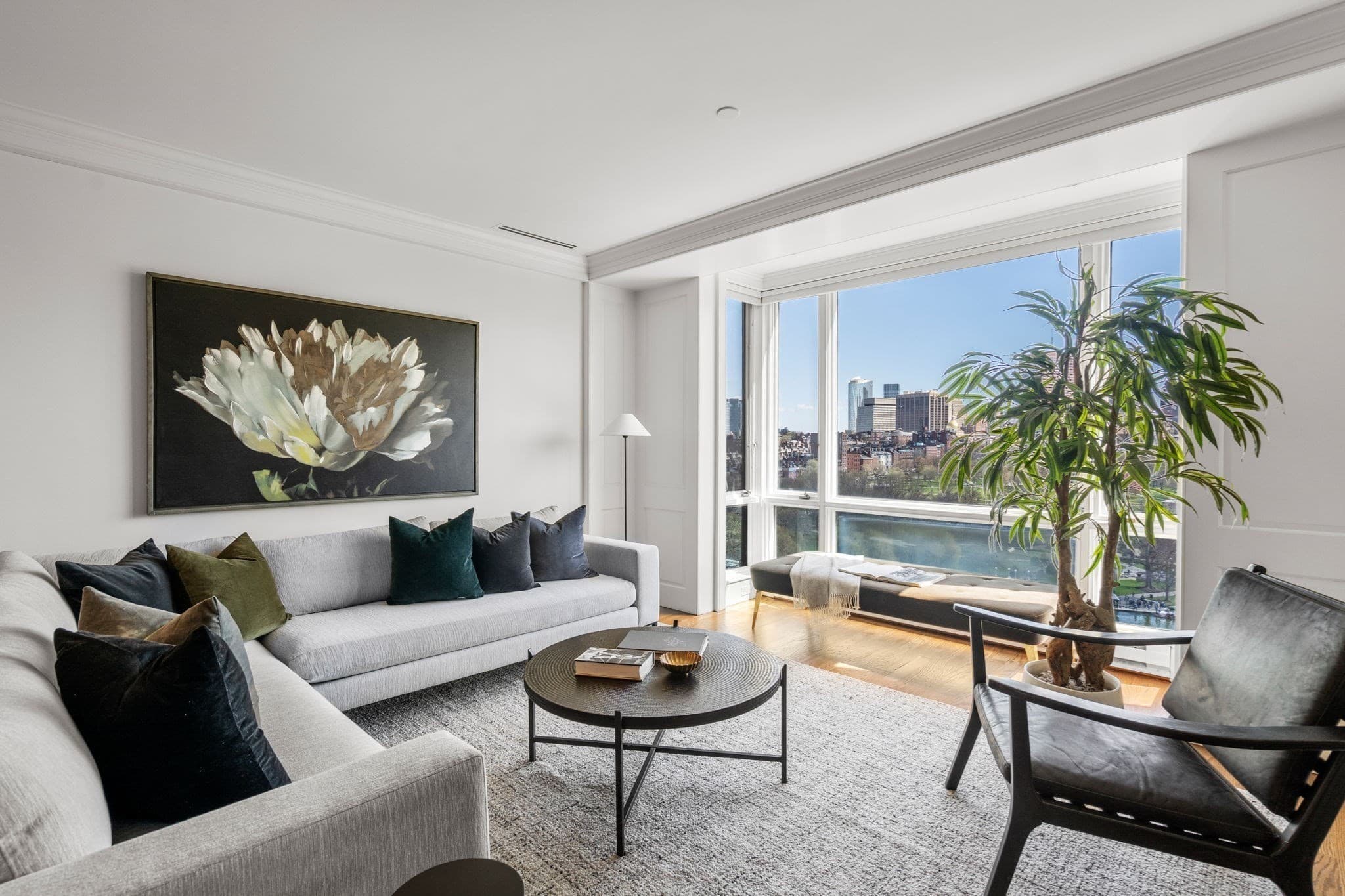 Condominium at 2 Commonwealth Ave # 12B, Boston MA 02116, photo 6 of 42