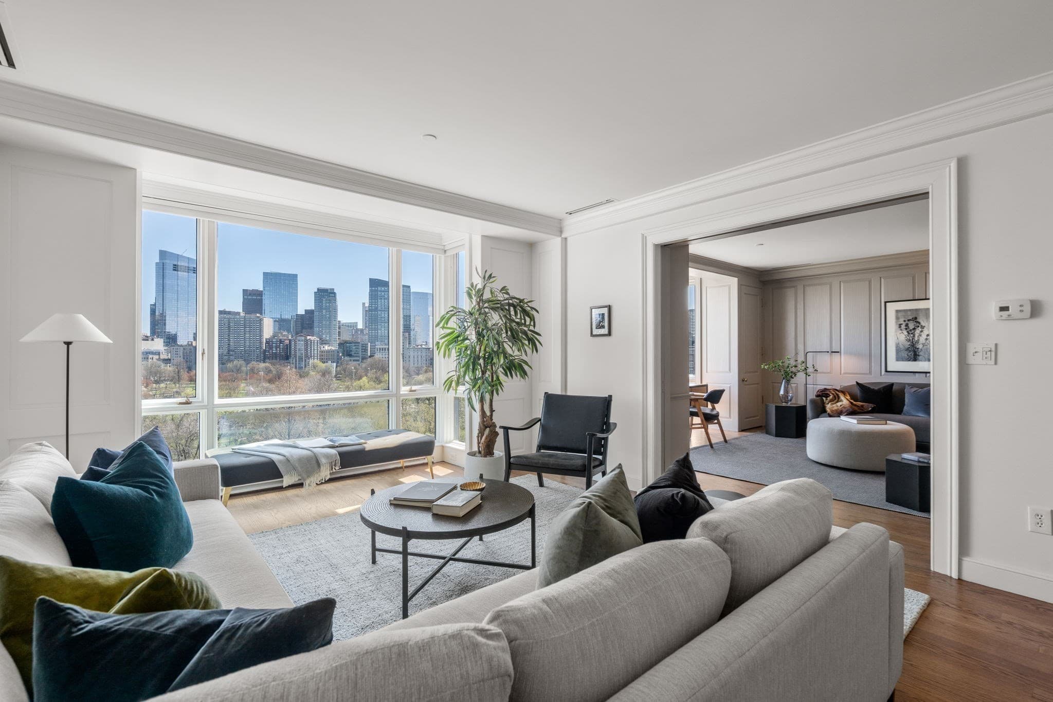 2 Commonwealth Ave # 12B, Boston MA 02116