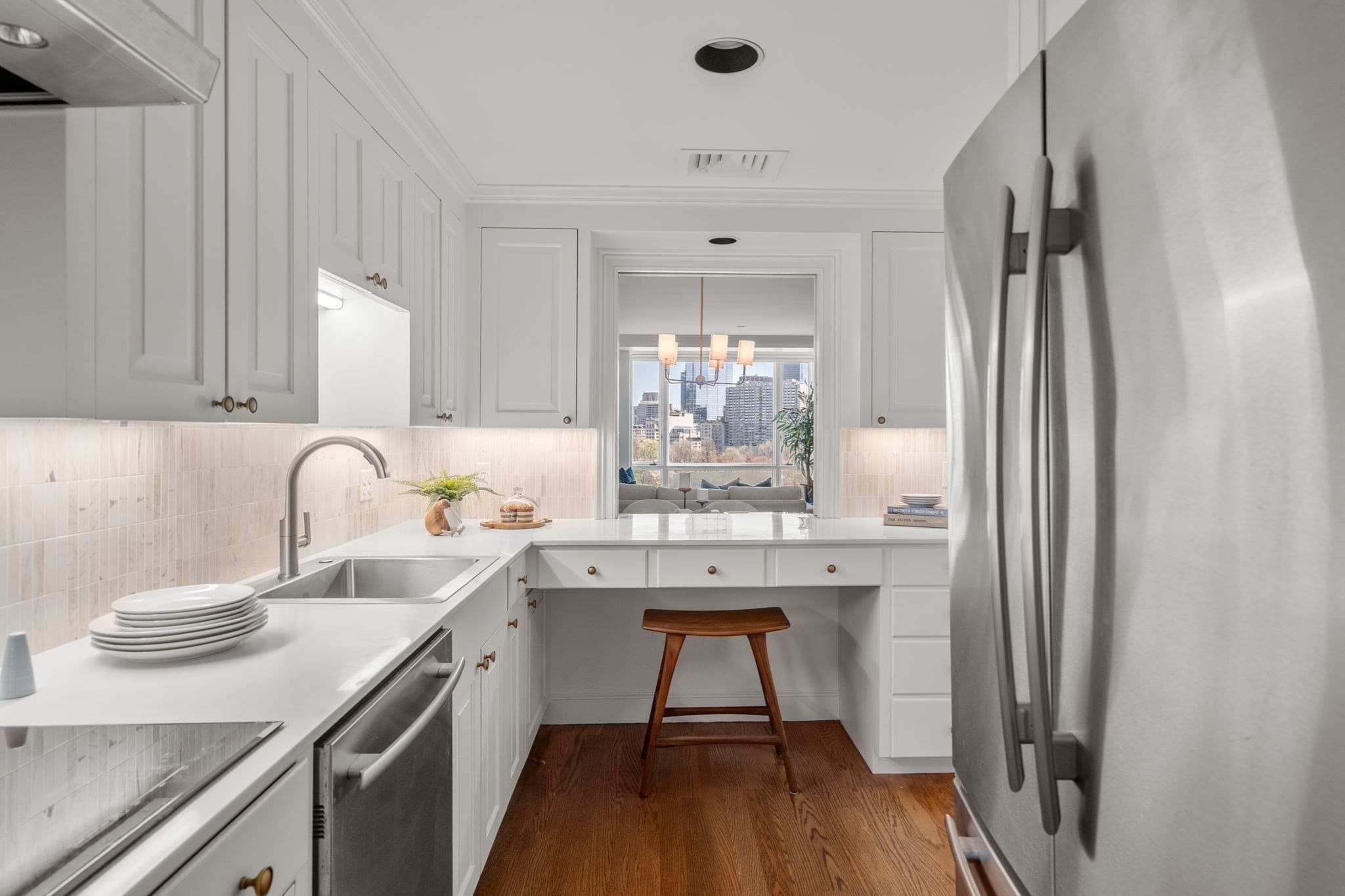 Condominium at 2 Commonwealth Ave # 12B, Boston MA 02116, photo 30 of 42