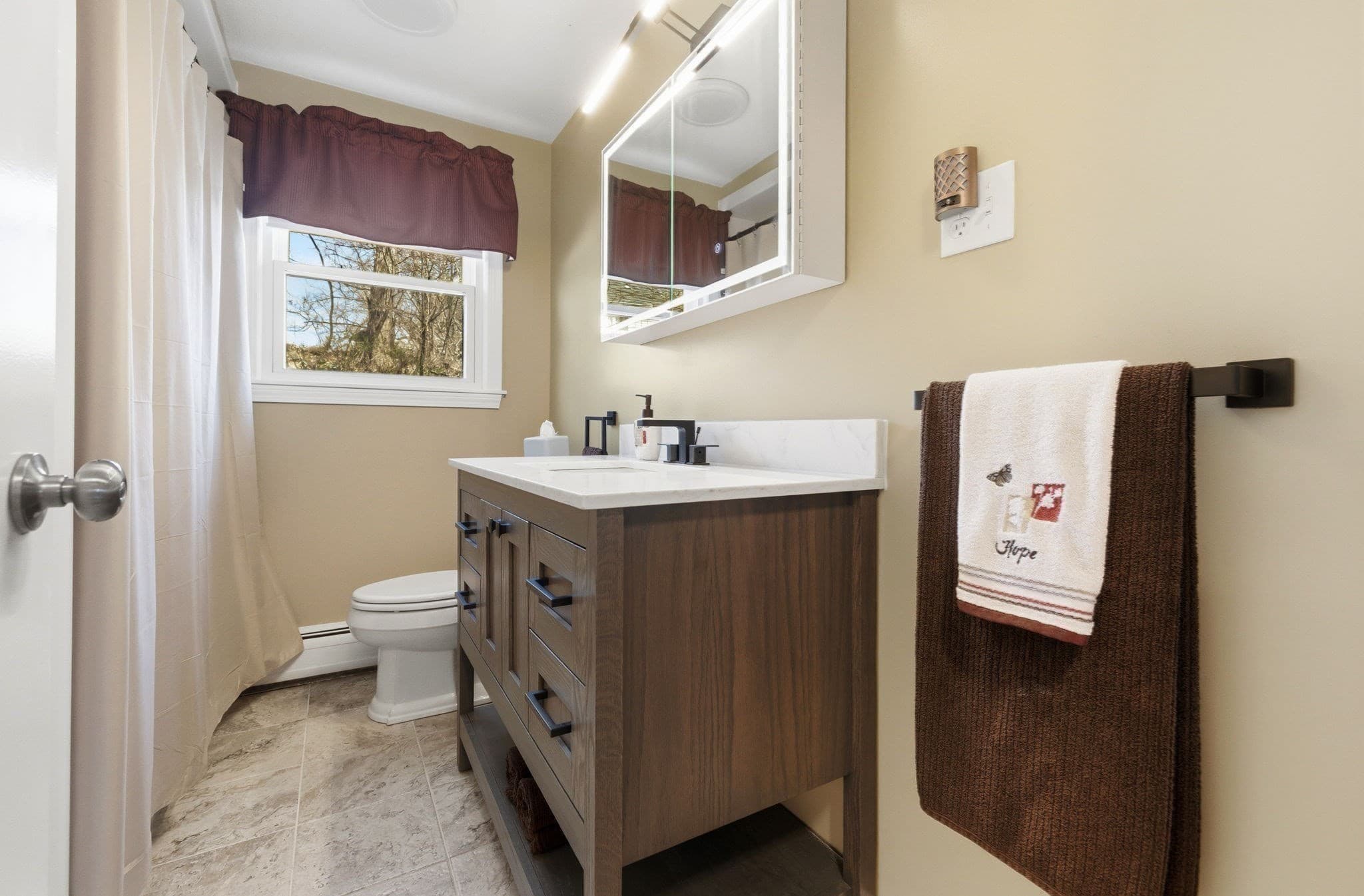 Single Family Residence at 12 Bisbee Road, Saugus MA 01906, photo 8 of 23