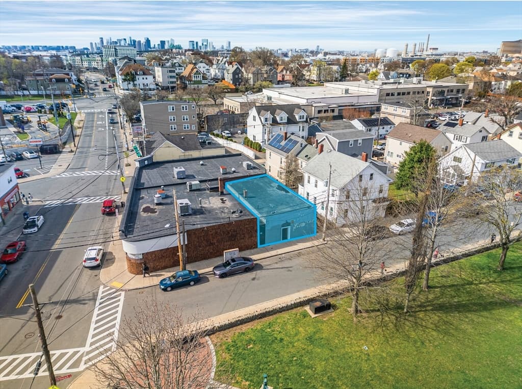 6 Hancock St, Chelsea MA 02150