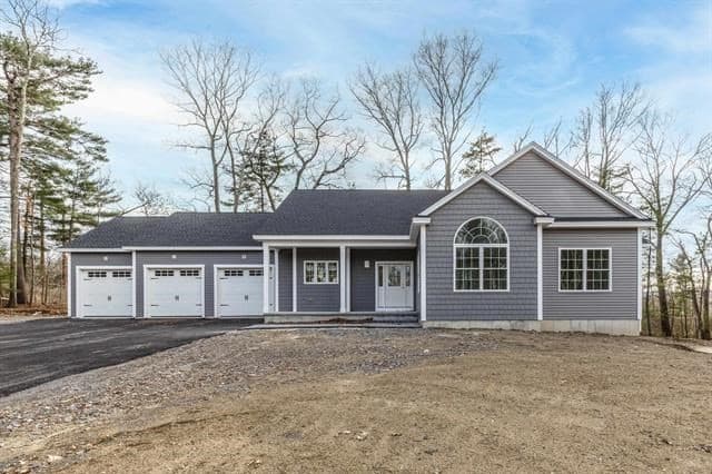 Single Family Residence at 54 Haystack Circle, Pelham NH 03076, Pelham, photo 11 of 12