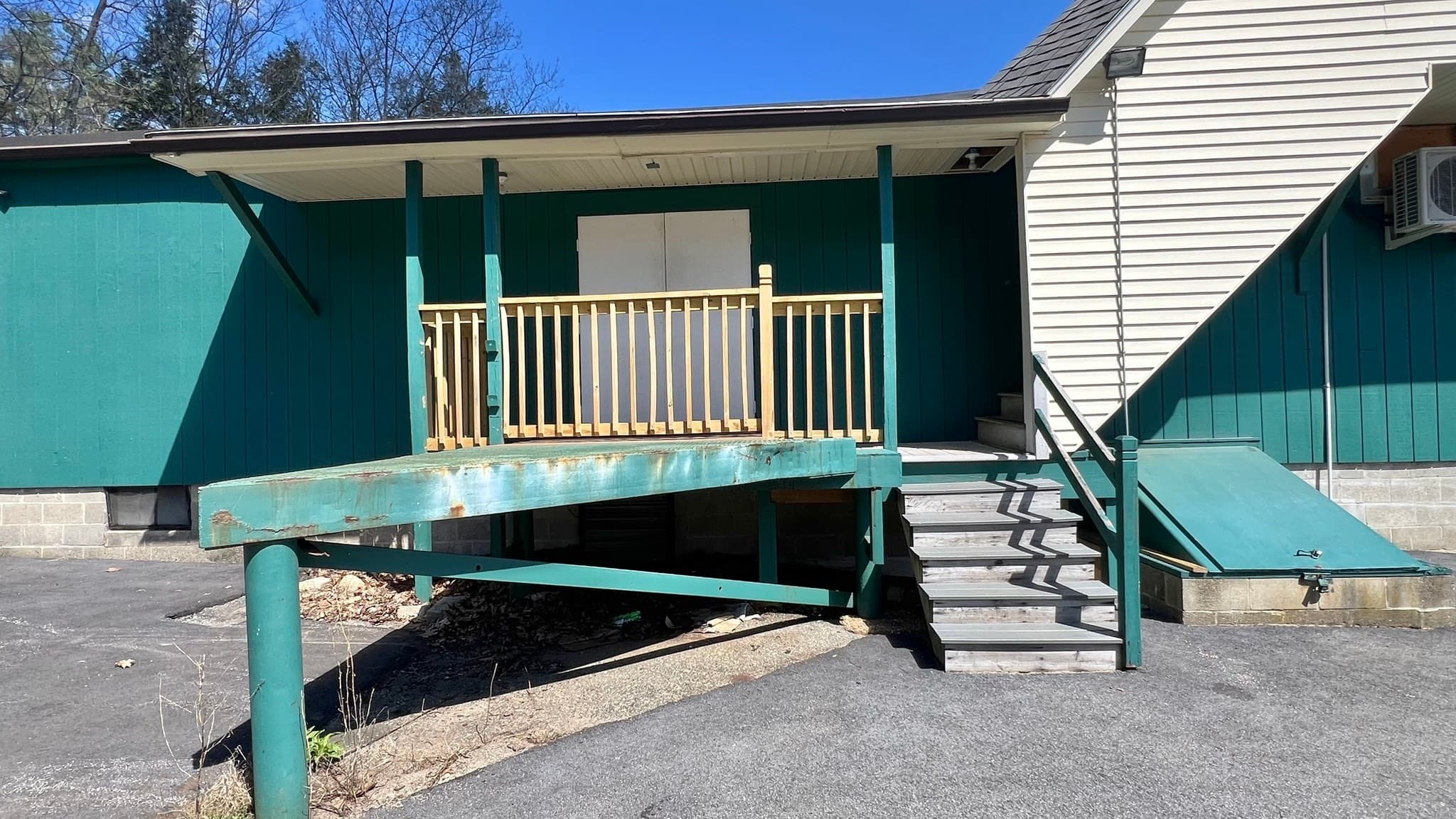 Commercial Sale at 29 Brookfield Rd, Sturbridge MA 01518, photo 7 of 19