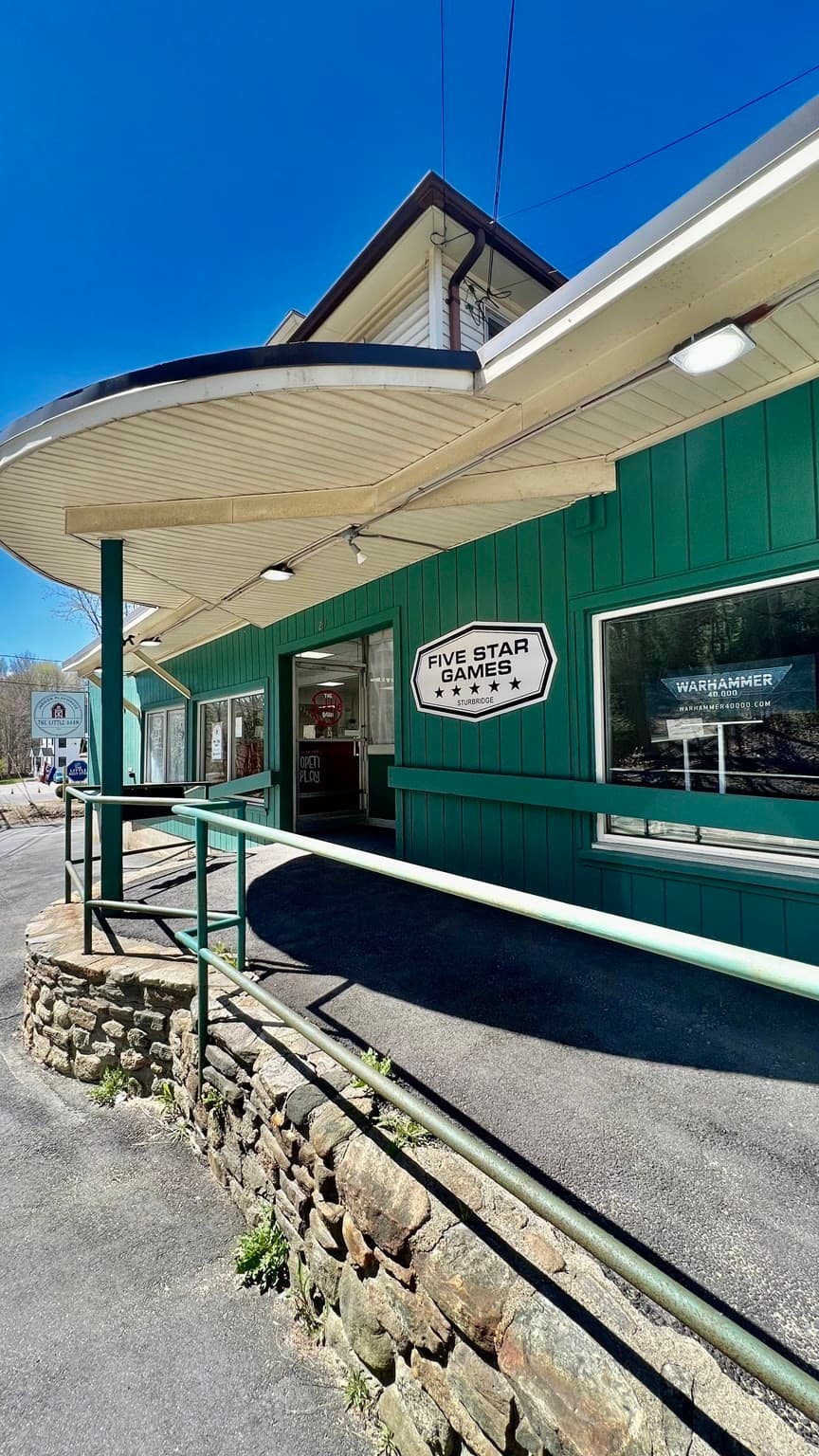 29 Brookfield Rd, Sturbridge MA 01518