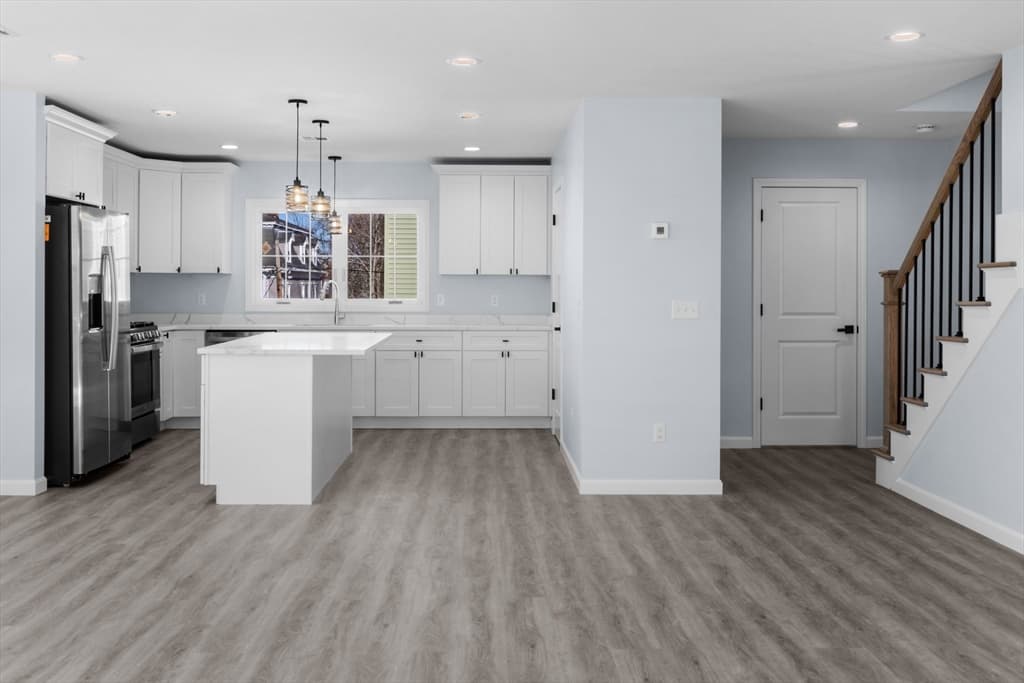 206 Durfee St. # 2B, Fall River MA 02720