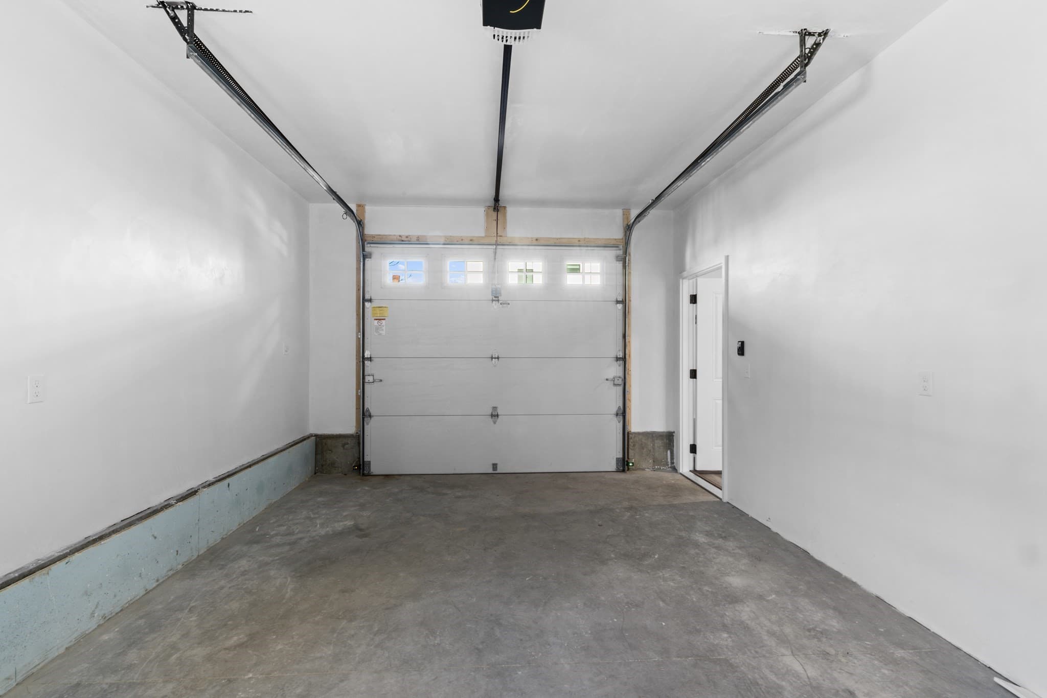 Condominium at 206 Durfee St. # 3B, Fall River MA 02720, photo 9 of 9