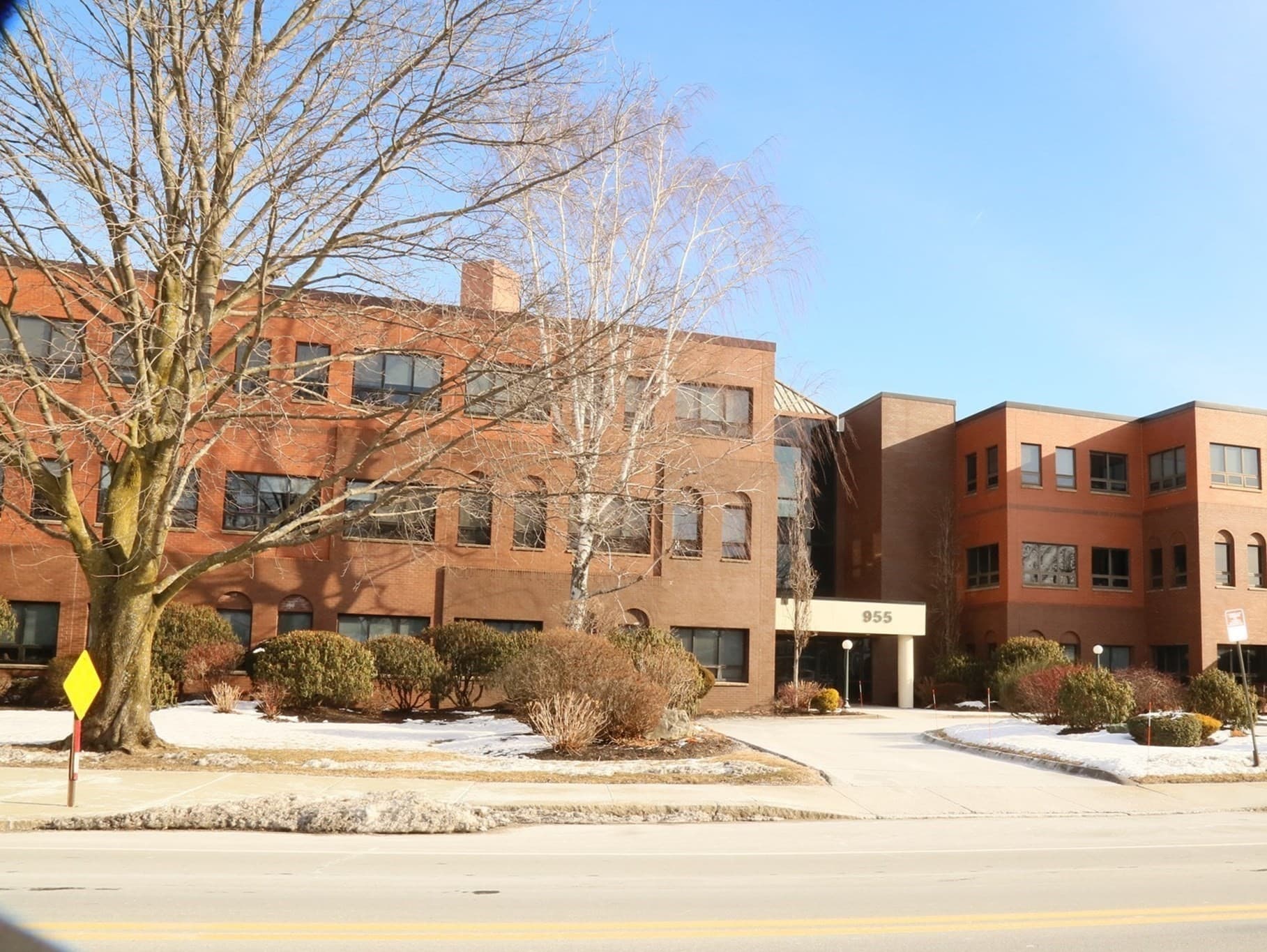 955 Main St # 305, Winchester MA 01890