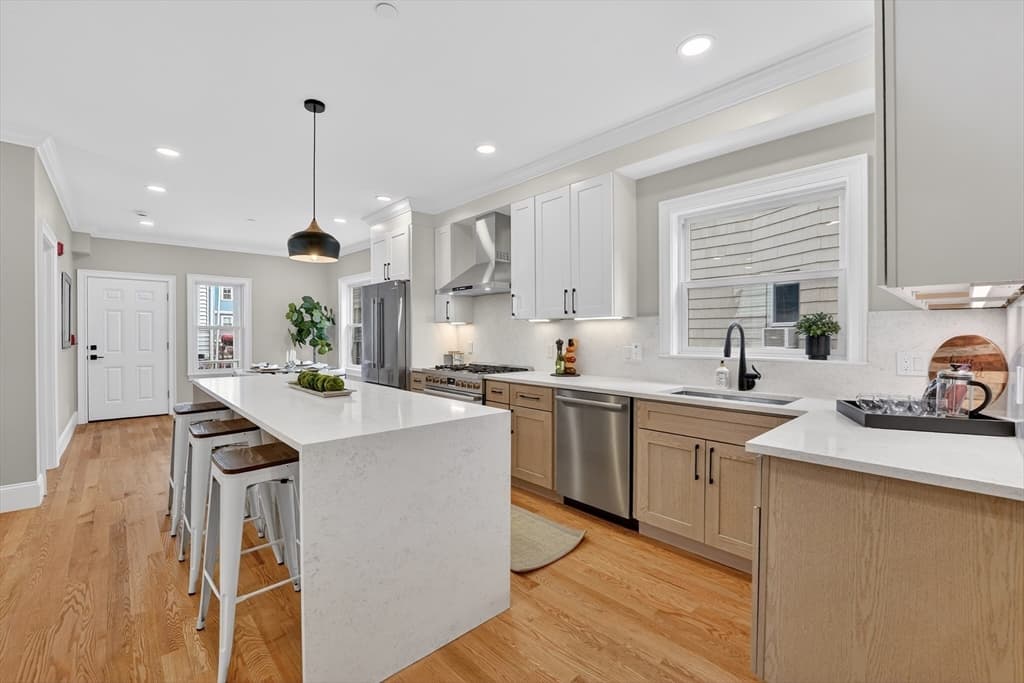 Condominium at 29-1 Prichard Ave # 1, Somerville MA 02144, photo 11 of 40