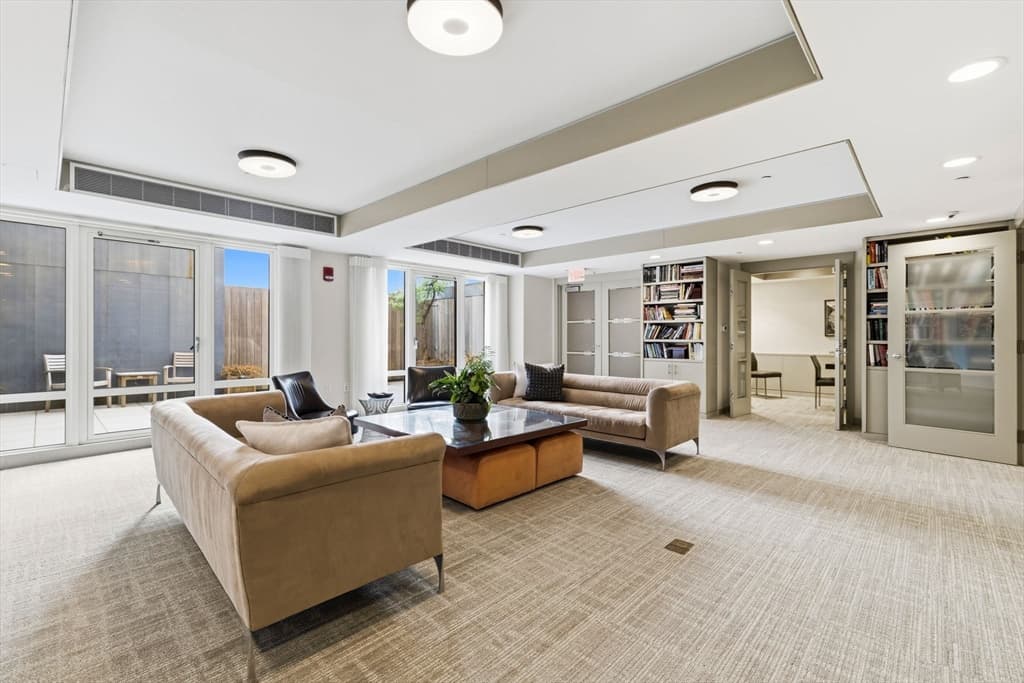 Condominium at 505 Tremont St # 613, Boston MA 02116, photo 18 of 20