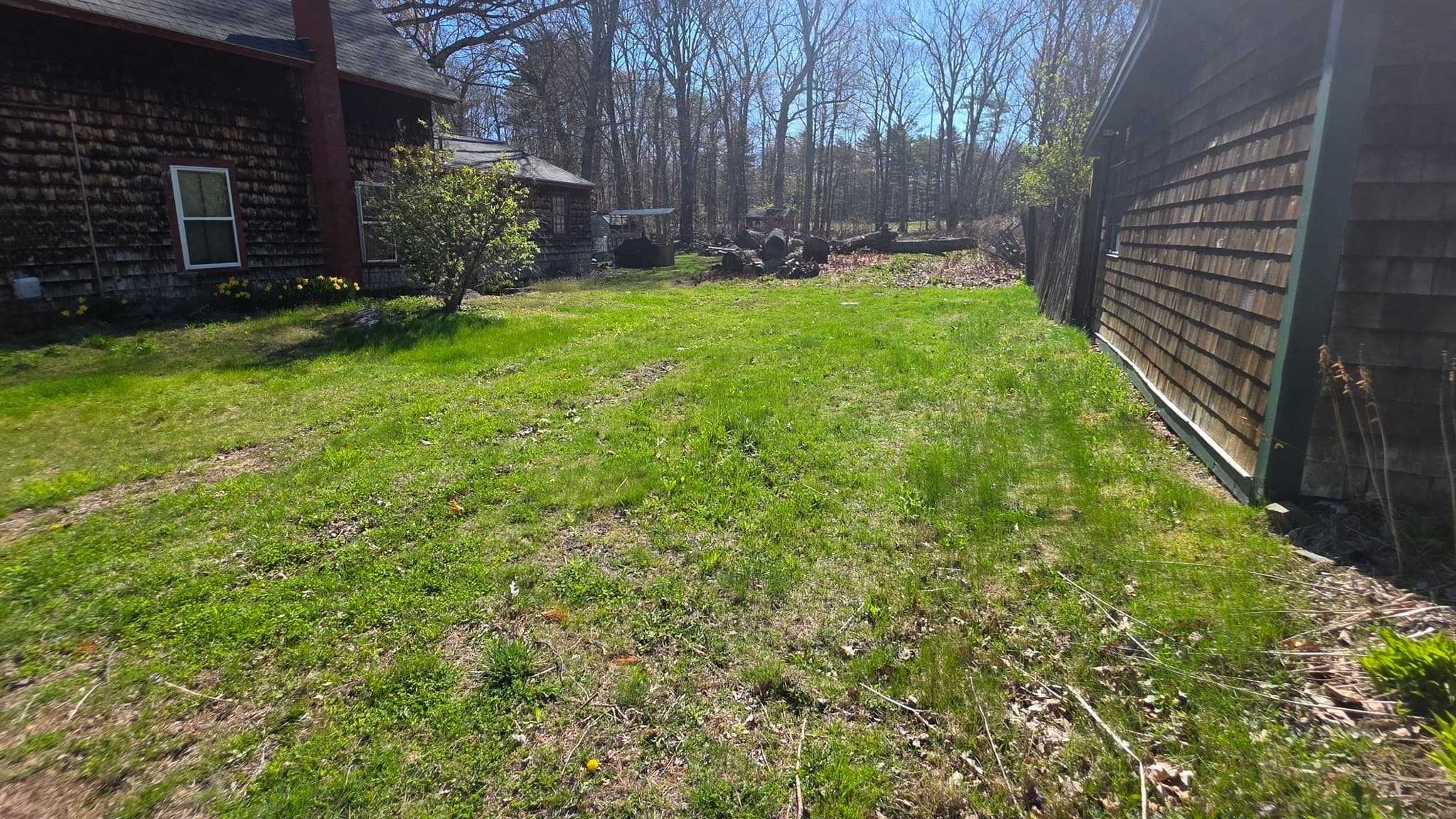 Residential at 23 Chestnut Ave, Sterling MA 01564, photo 3 of 9