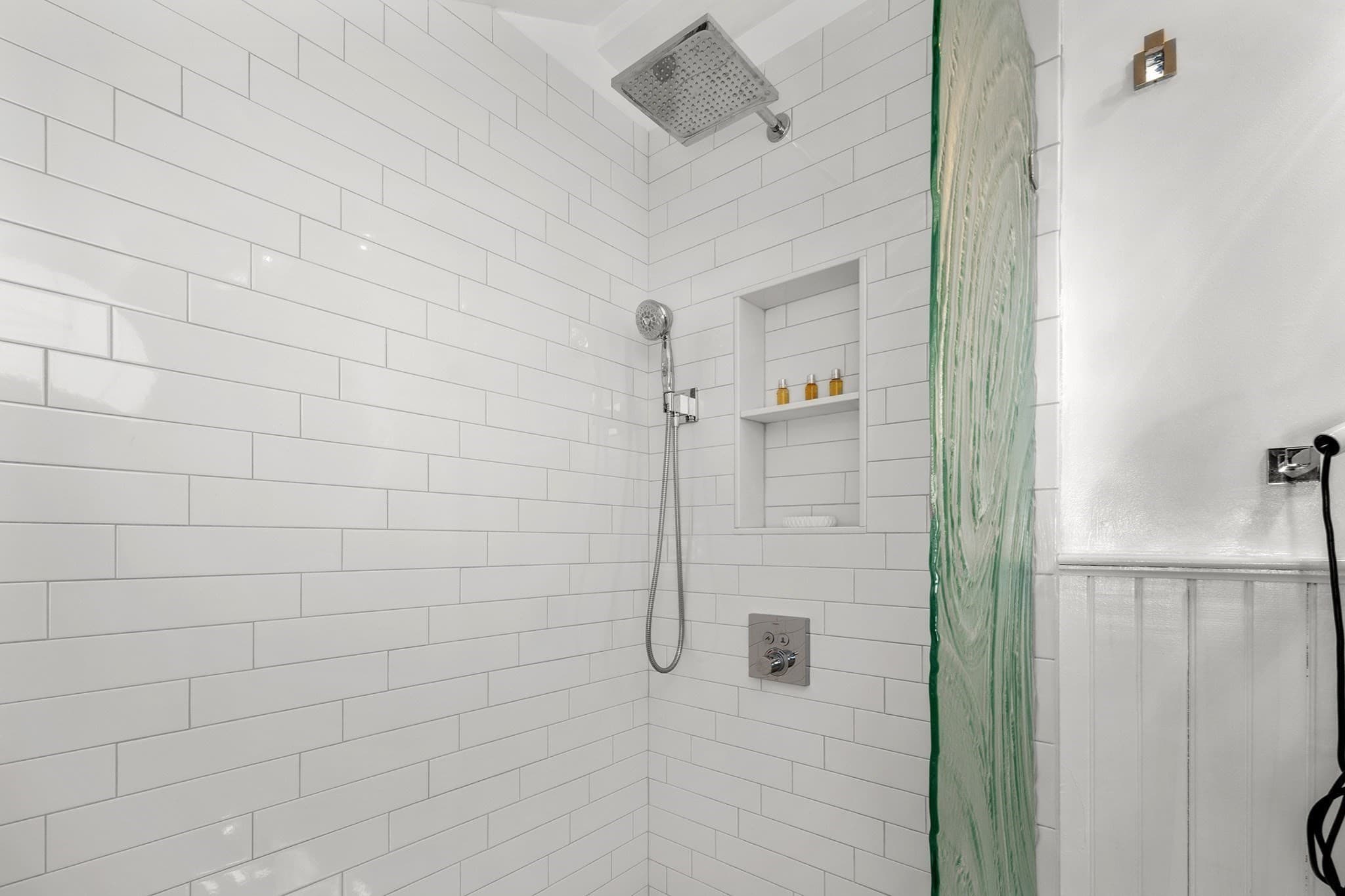 Single Family Residence at 19 Old Garden Rd, Rockport MA 01966, Rockport, photo 10 of 42