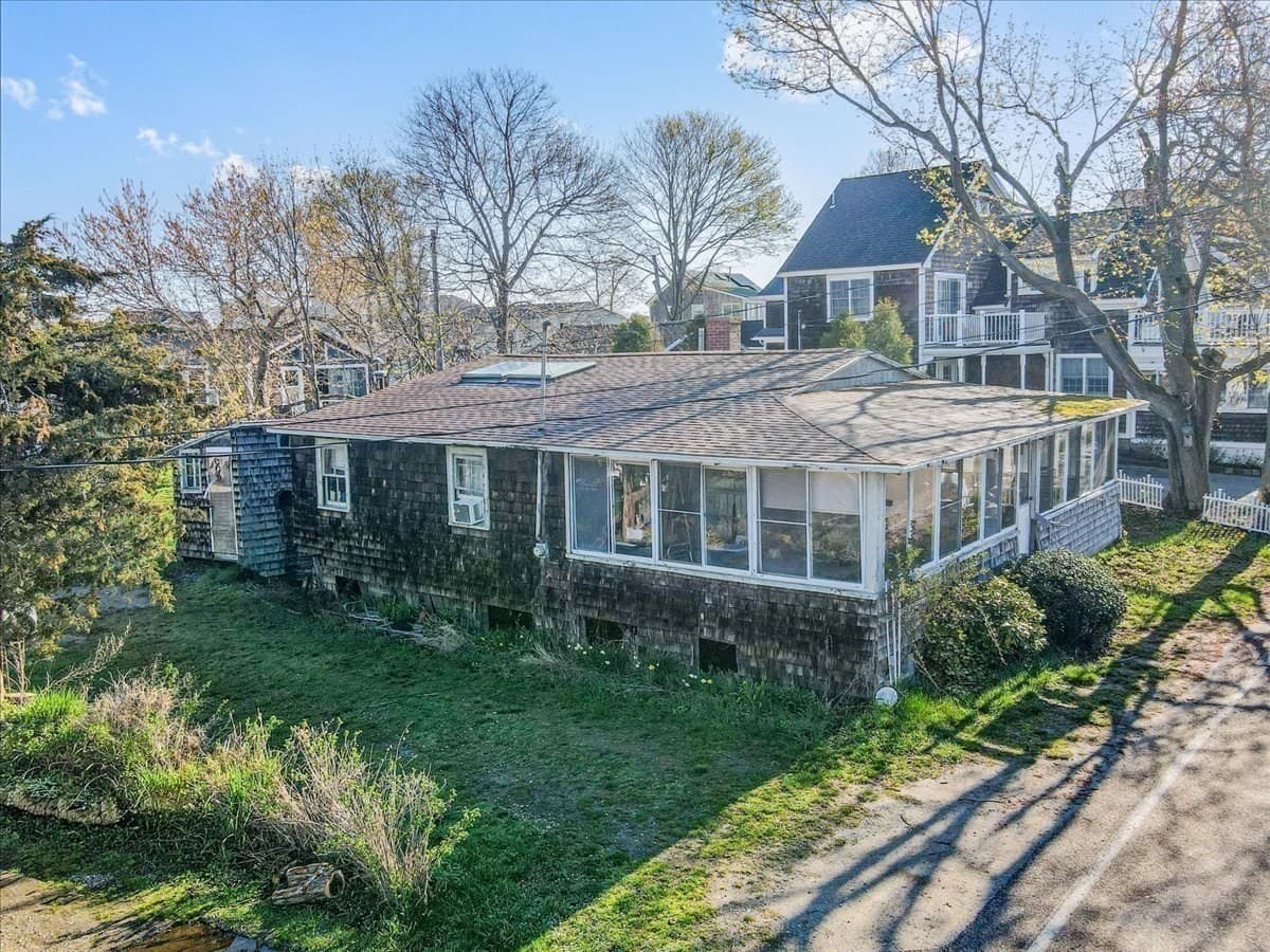 Residential at 64 Central St, Marshfield MA 02020, Marshfield, photo 33 of 40