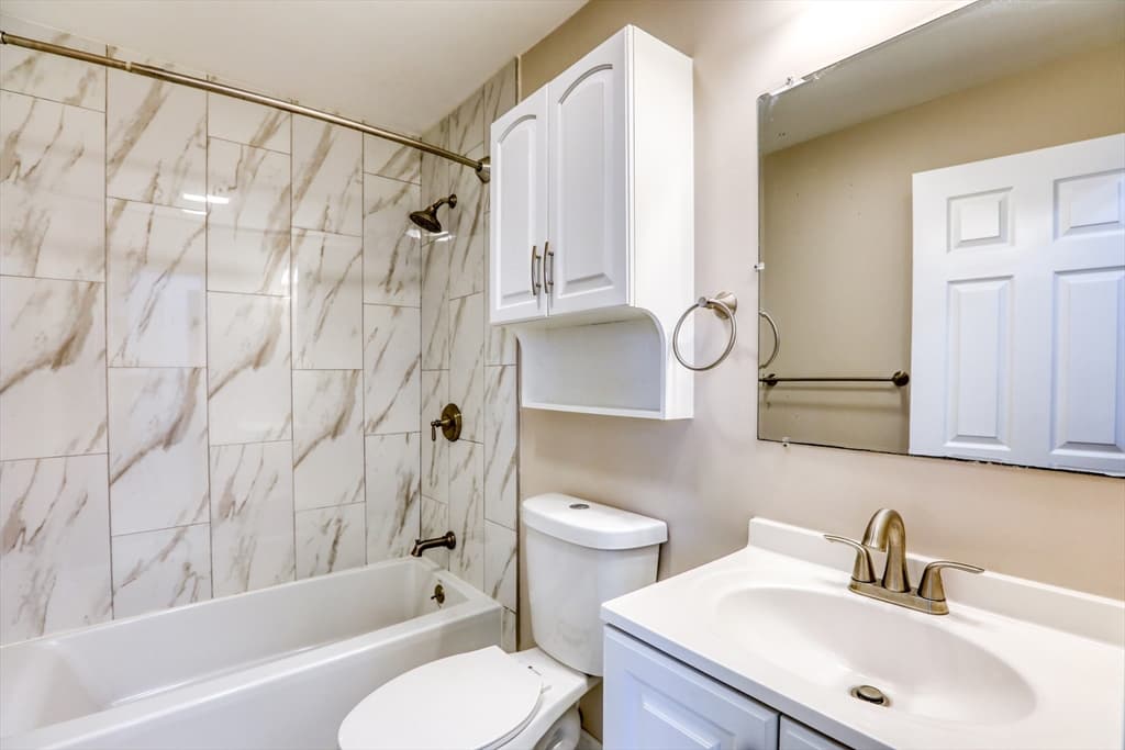 402 River St # 4C, Haverhill MA 01832 photo 6