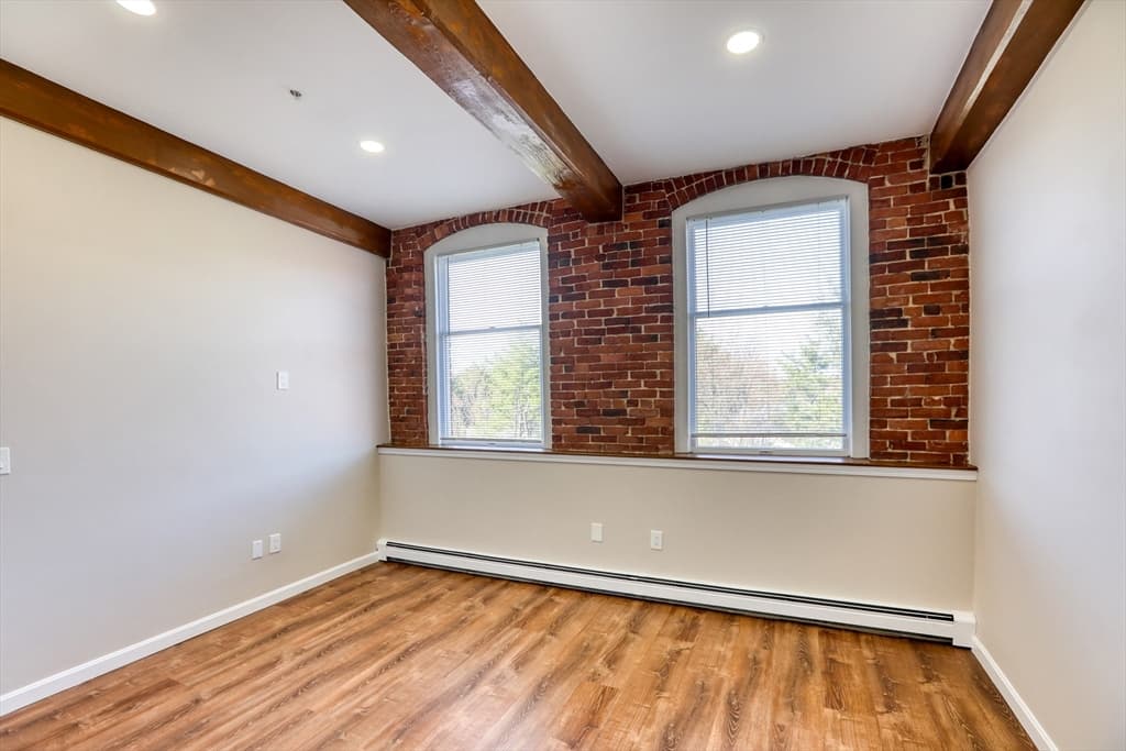 402 River St # 4C, Haverhill MA 01832 photo 12