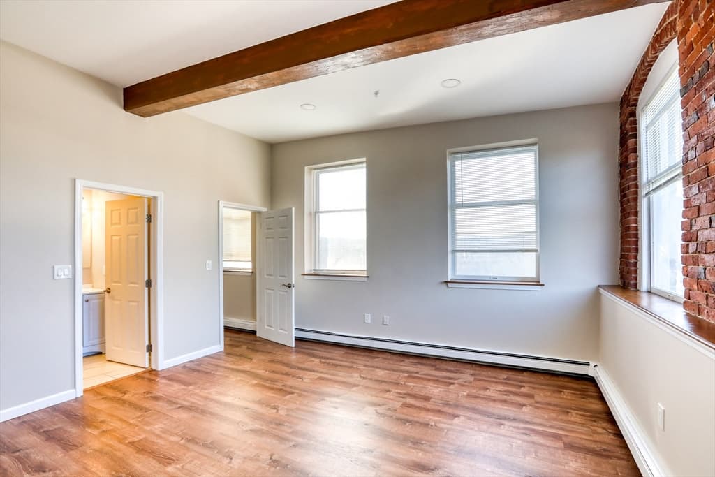 402 River St # 4C, Haverhill MA 01832 photo 7