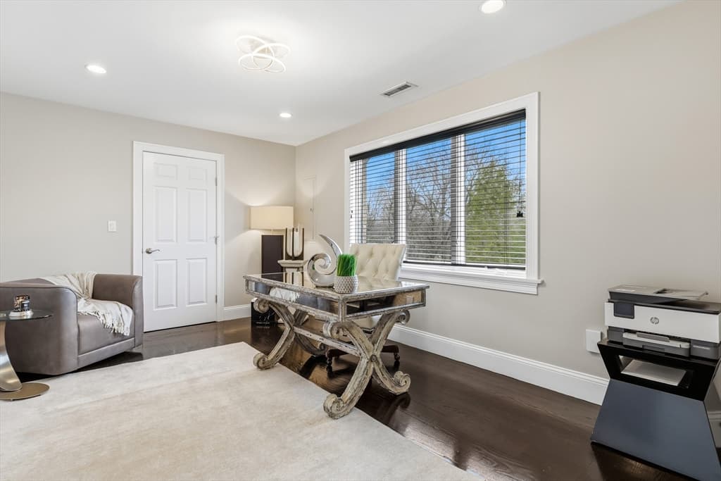 Single Family Residence at 7 Freeman St, Lynnfield MA 01940, Lynnfield, photo 14 of 39