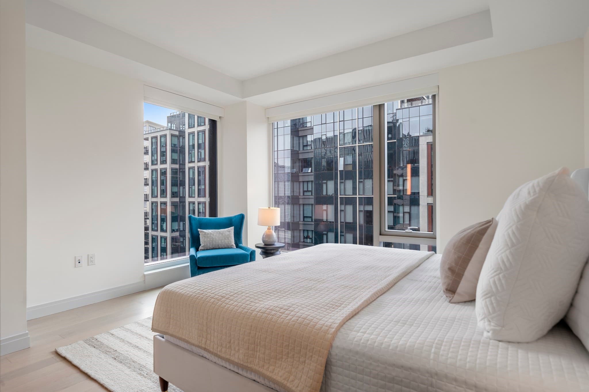 Condominium at 135 Seaport Blvd # 1609, Boston MA 02210, photo 17 of 38