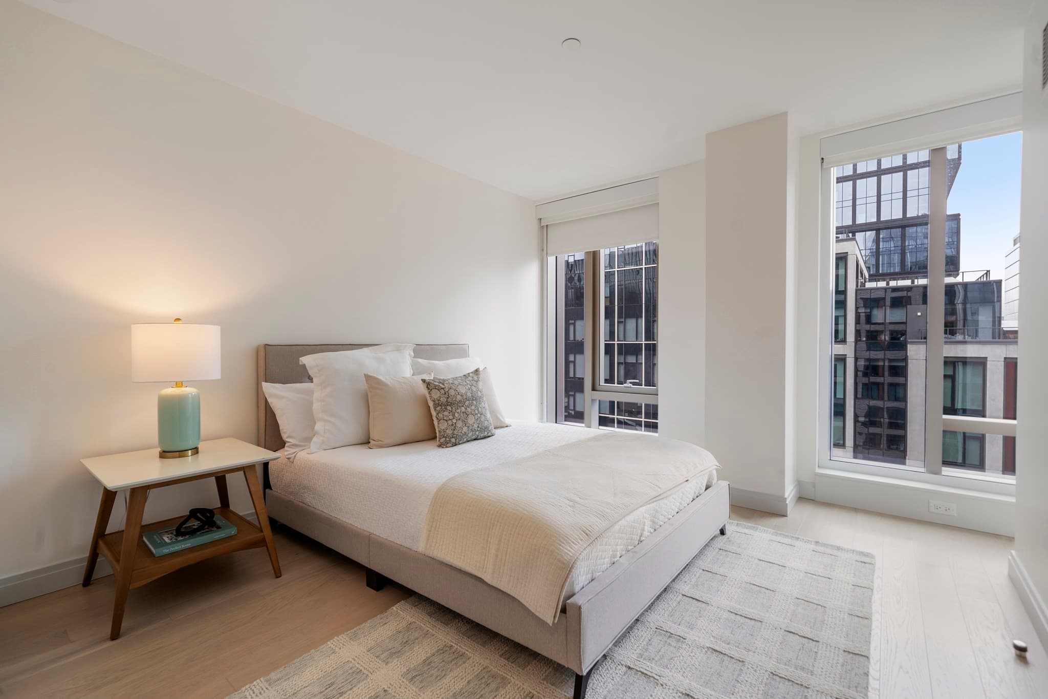 Condominium at 135 Seaport Blvd # 1609, Boston MA 02210, photo 11 of 38