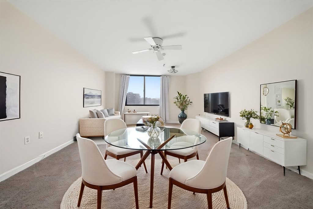 77 Adams St # 611, Quincy MA 02169 photo 2