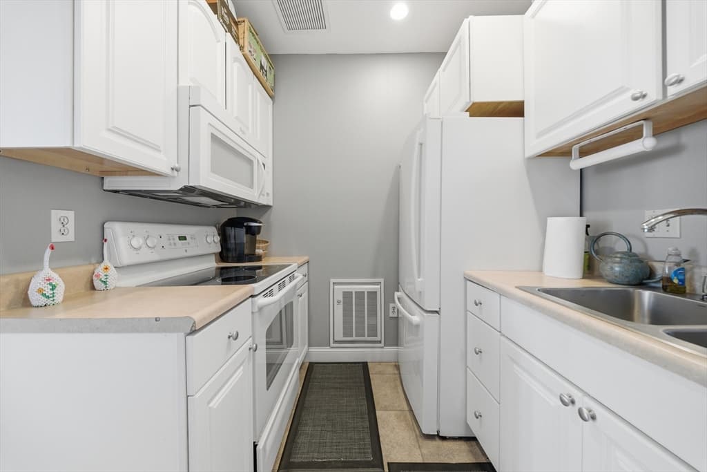 77 Adams St # 611, Quincy MA 02169 photo 25