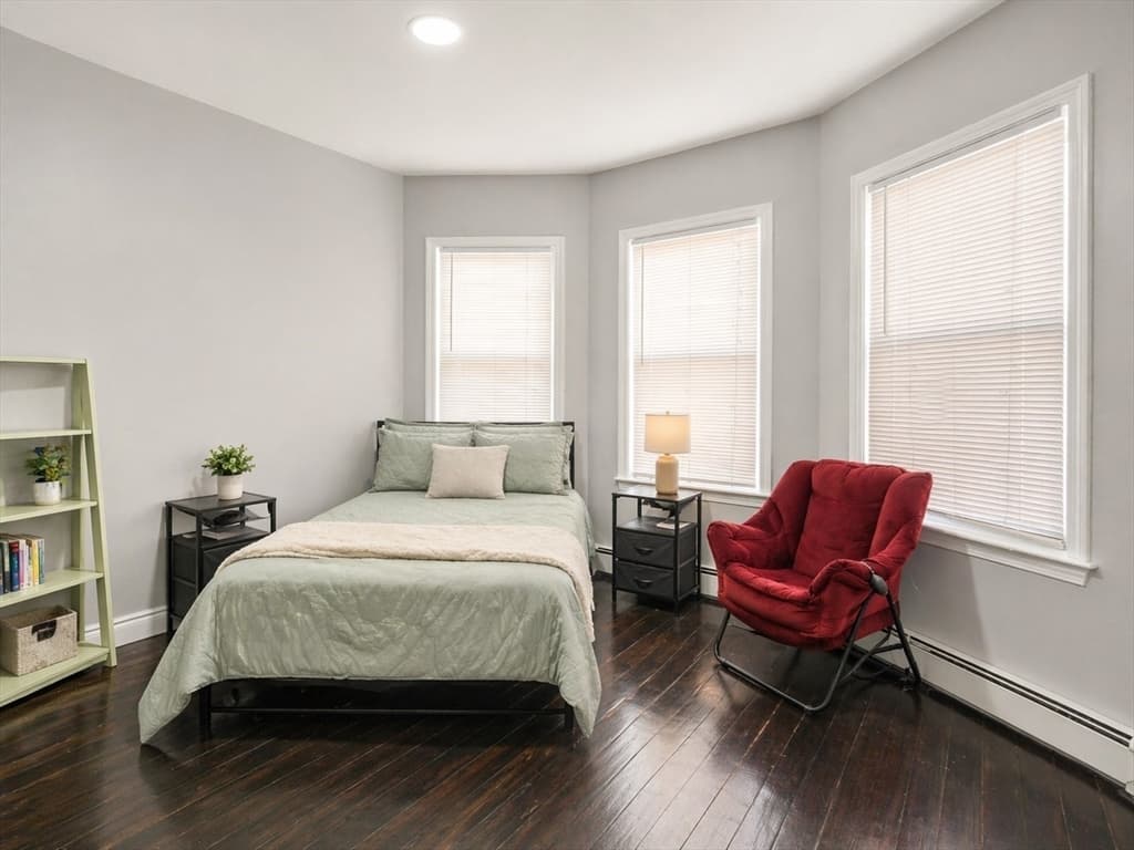 3 Family at 11 Priesing Street, Boston MA 02130, photo 9 of 12