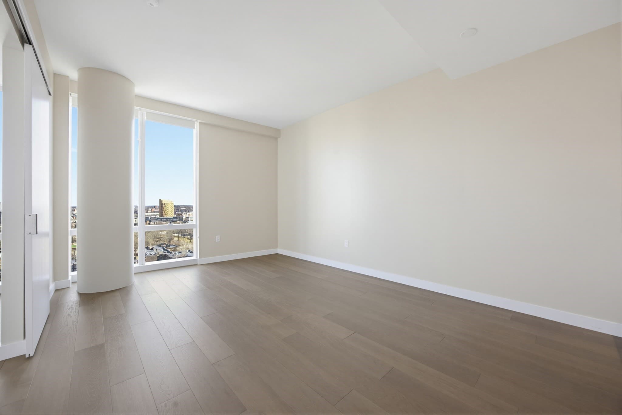 Condominium at 188 Brookline Ave # 19D, Boston MA 02215, photo 3 of 34