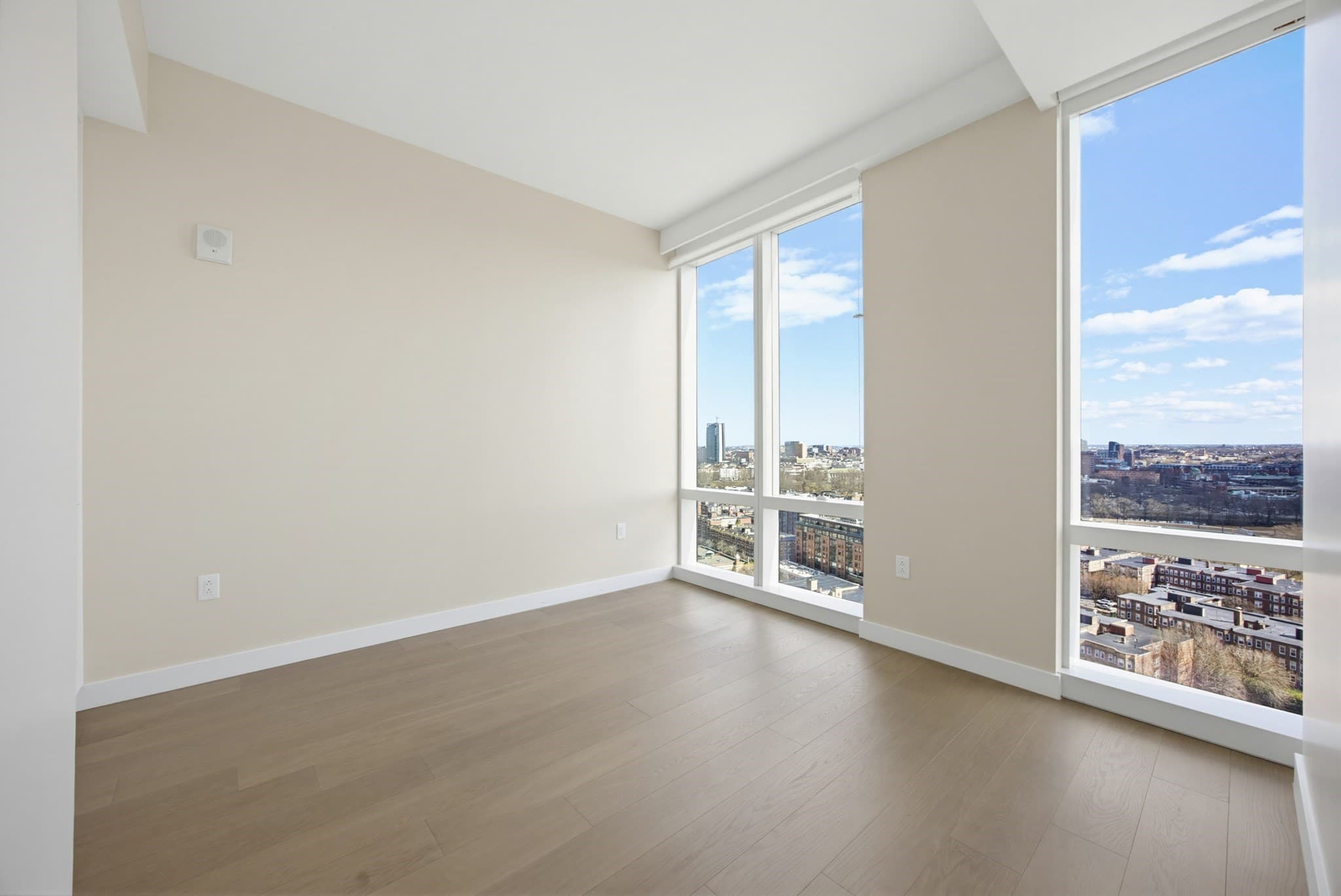Condominium at 188 Brookline Ave # 19D, Boston MA 02215, photo 8 of 34