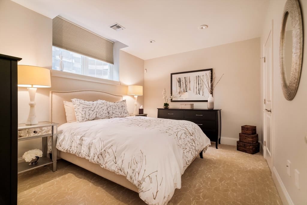 287 Langley Rd # 6, Newton MA 02459 photo 33