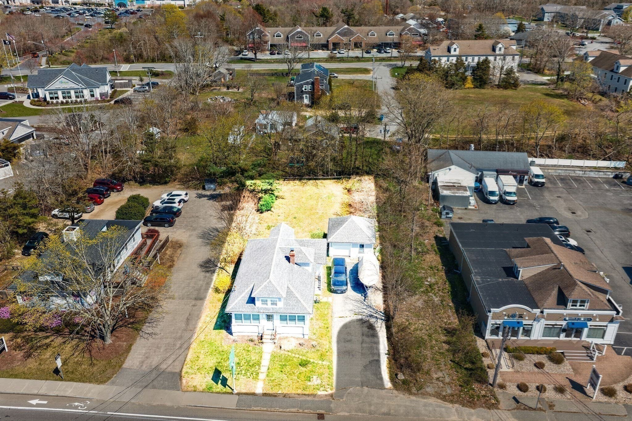 83 Davis Straits, Falmouth MA 02540