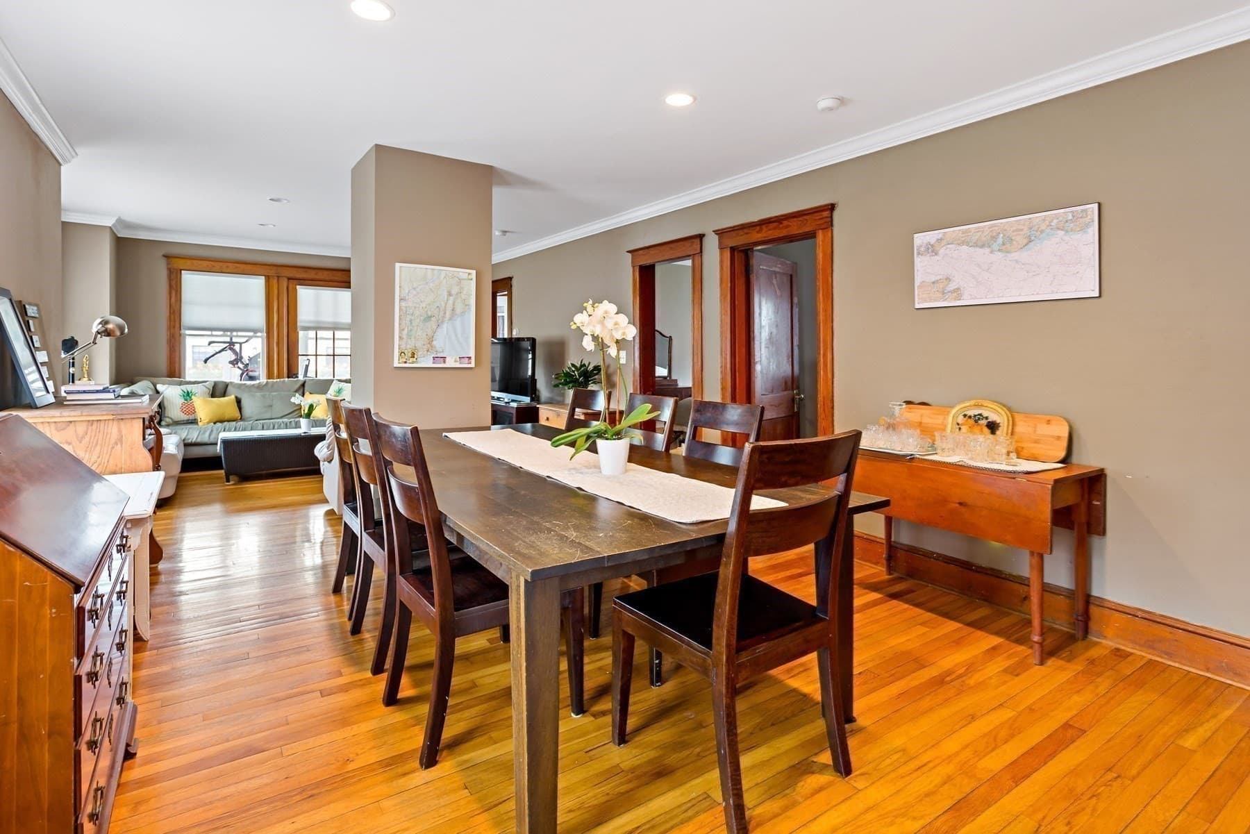 Single Family Residence at 83 Davis Straits, Falmouth MA 02540, photo 8 of 41