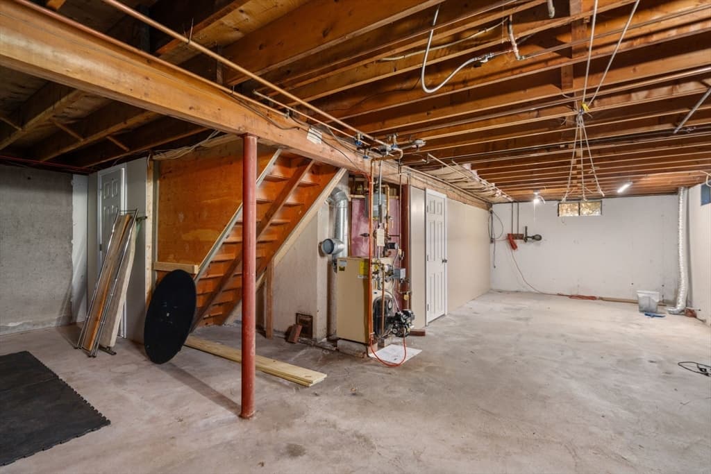 Single Family Residence at 89 Center Rd, Dudley MA 01571, Dudley, photo 26 of 29