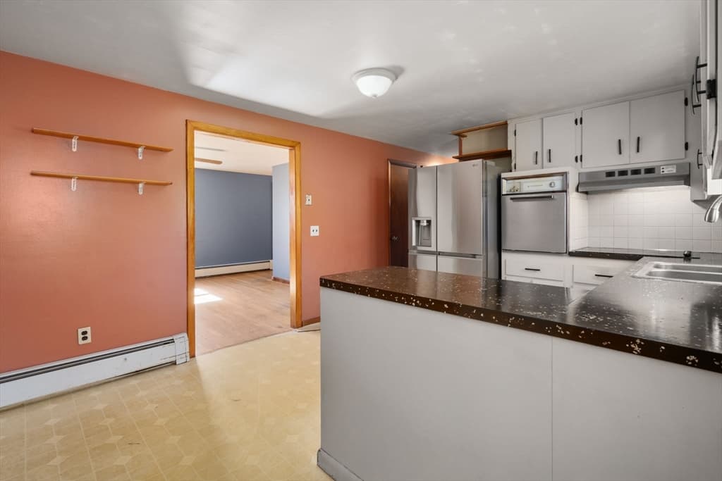 Single Family Residence at 89 Center Rd, Dudley MA 01571, Dudley, photo 7 of 29