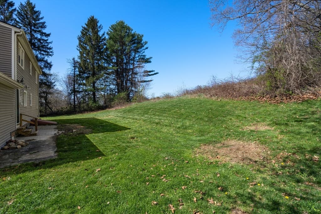 Single Family Residence at 89 Center Rd, Dudley MA 01571, Dudley, photo 29 of 29