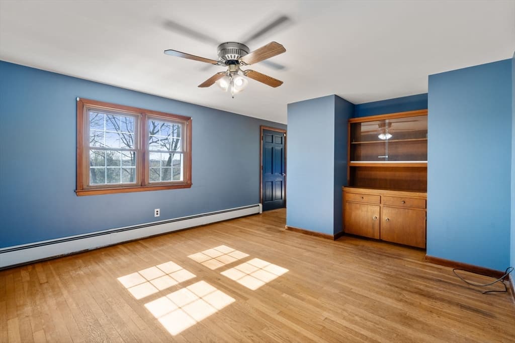 Single Family Residence at 89 Center Rd, Dudley MA 01571, Dudley, photo 8 of 29