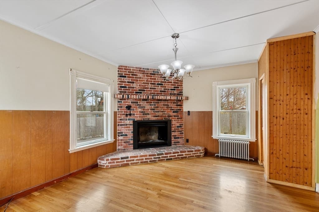 105 Centennial Ave, Gloucester MA 01930 photo 13